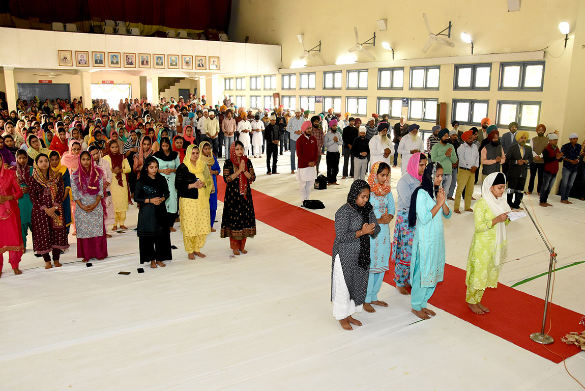 Guru Hargobind Khalsa Colleges (Degree, Education and Pharmacy) celebrated the
'Avatar Purab' of the first Patsahi, Sahib Sri Guru Nanak Dev Ji